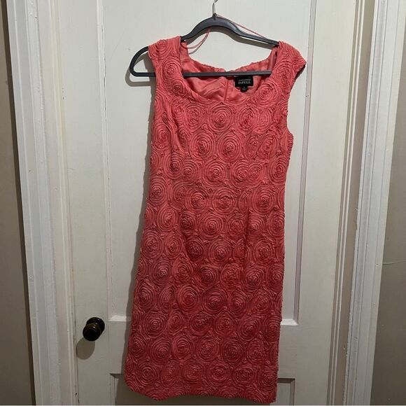 Pretty Adrianna Papell Coral Shift Dress for Spring 2025! Women's Size 8 - Picture 5 of 11